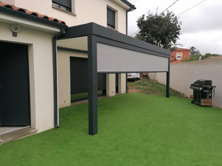 pergola-aluminium-stores-lateraux