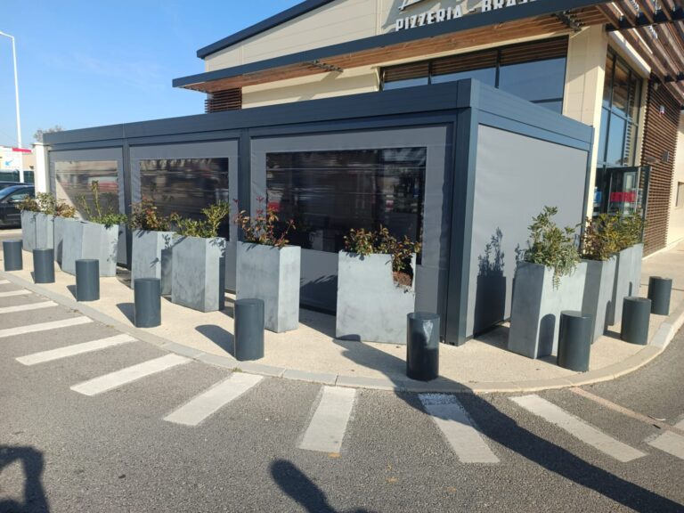 Stores Screeny avec "fenêtres" spécial restaurant