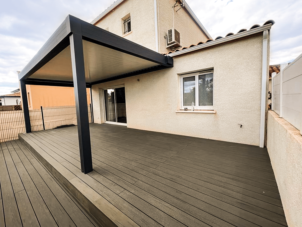 Protection solaire terrasse adossée à la façade